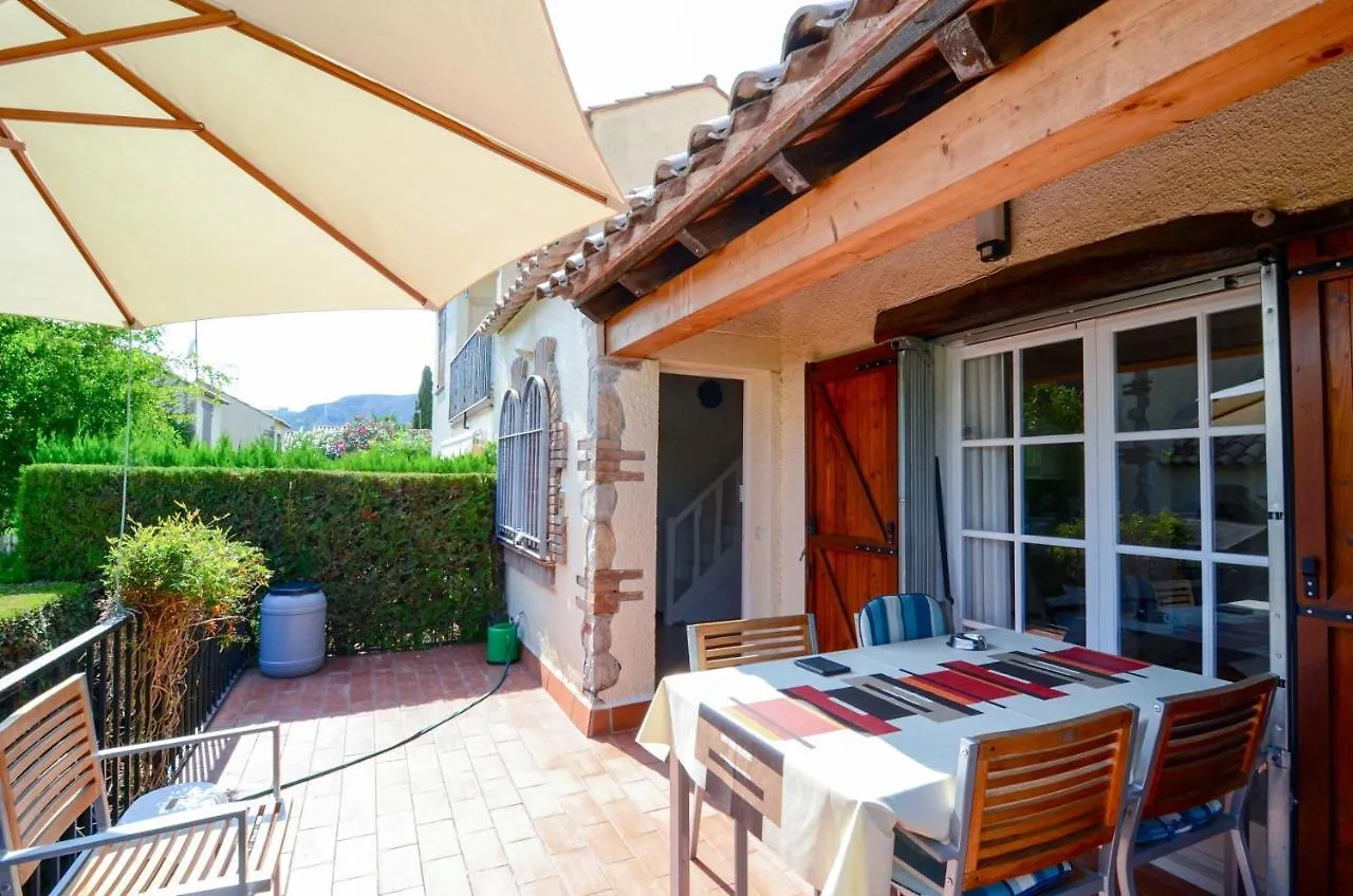Sistach Rentals Casa Oliveres 레스타르티트